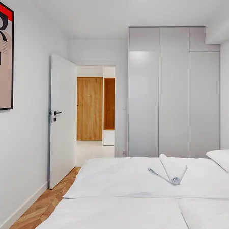 Belnihel, Sun & Snow